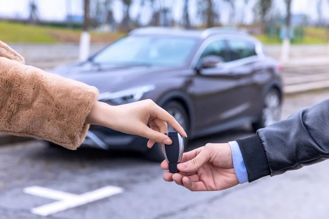 疫情下租車行業(yè)陷入兩難境地